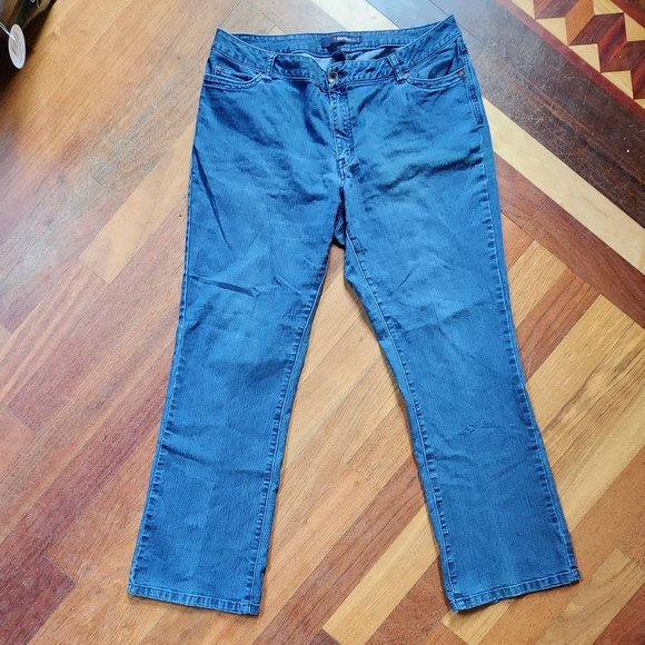 Denim 24/7 Medium Wash Boot Cut Jeans Size 14W - Picture 1 of 14